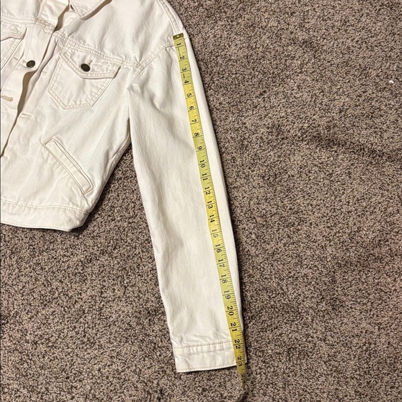 Old Navy Cream Jacket Women’s Size Medium - Picture 8 of 8